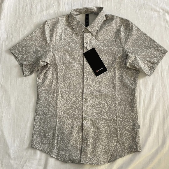 lululemon athletica Other - Lululemon Airing Easy SS Short Sleeve Shirt Gray/White Men’s Size S